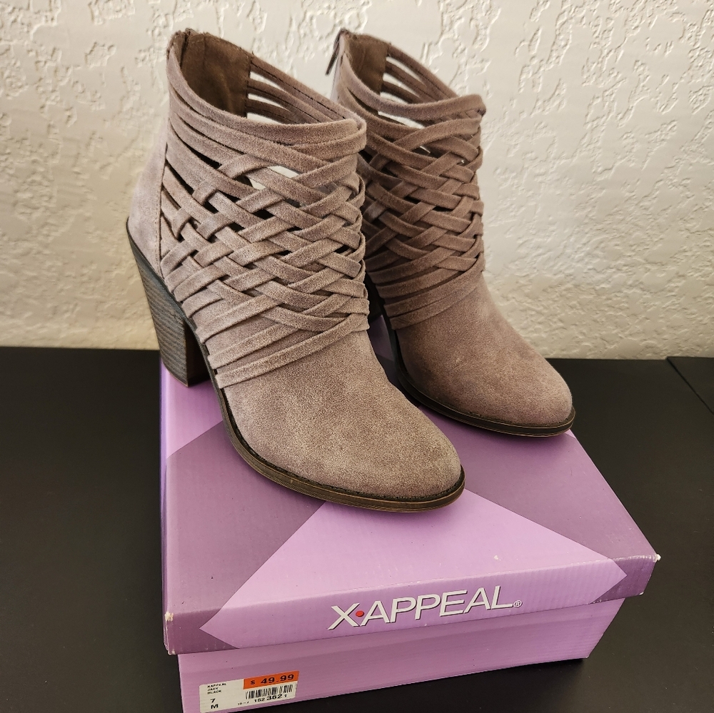 X-Appeal Women's Woven Gray Ankle Booties